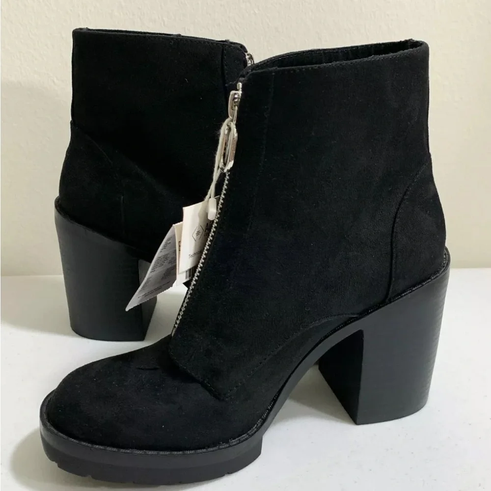 Pull and Bear Black Suede Zip Ankle Heeled Shoes Boots Size US 7 NWOB - Picture 4 of 8